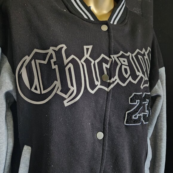 💫3/$20💫 "Chicago 23" Fleece Jacket - Picture 3 of 6
